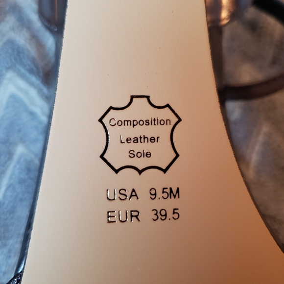 Nina New York strappy rhinestone sandals - Picture 5 of 8